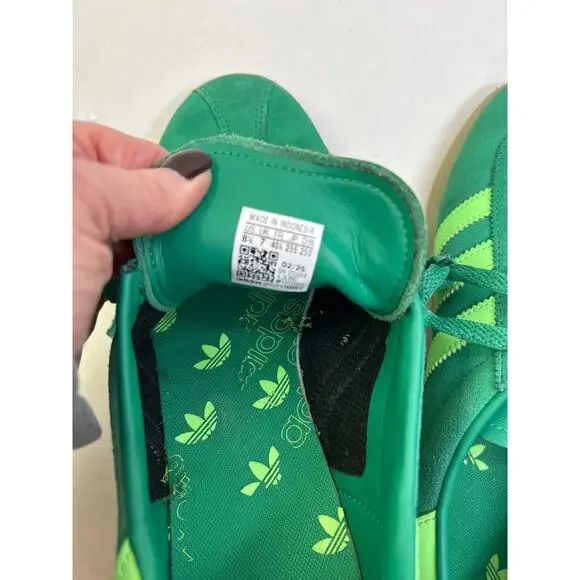 adidas Green Sneakers - Picture 8 of 8